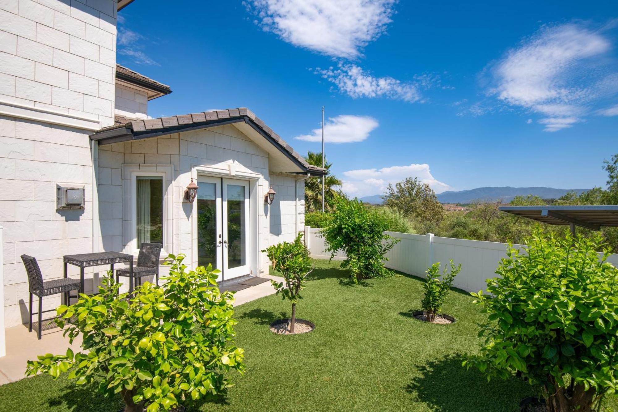 Grand Contento By Avantstay Extraordinary Estate W Pool Hot Tub Movie Room Temecula Exteriör bild
